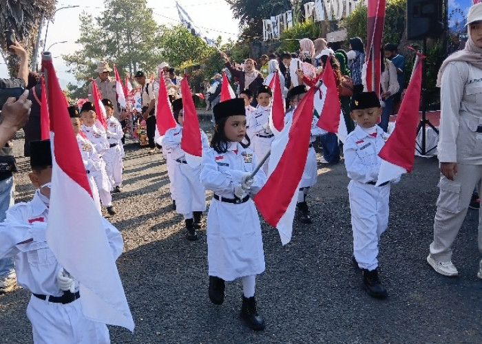Semarak HUT ke-81 RI, 98 Lembaga PAUD se-Kota Batu Unjuk Kreativitas dalam Karnaval Gebyar PAUD 2026