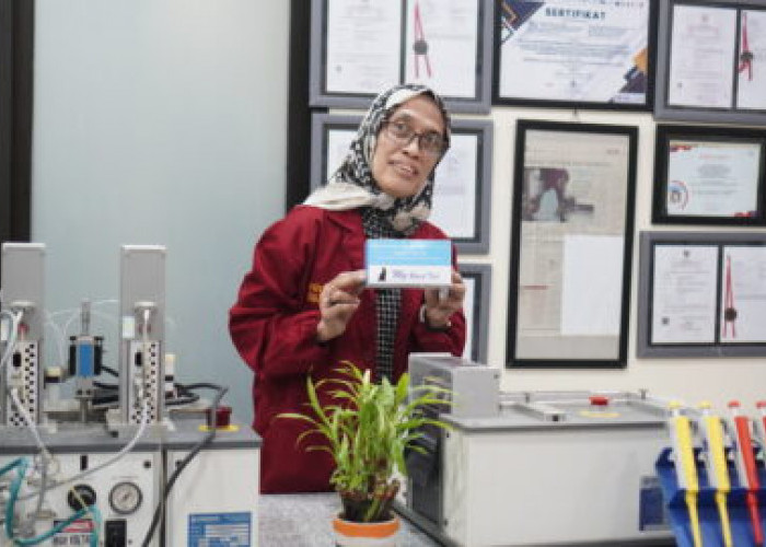 Profesor Aulanni’am dari Universitas Brawijaya Kembangkan Rapid Test Kit untuk Diagnosis Penyakit Hewan