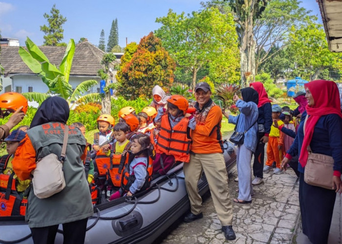 Bocil Siap Siaga! BPBD Kota Batu Kenalkan Dunia Kebencanaan kepada Siswa KB Putra Putri Pertiwi 02