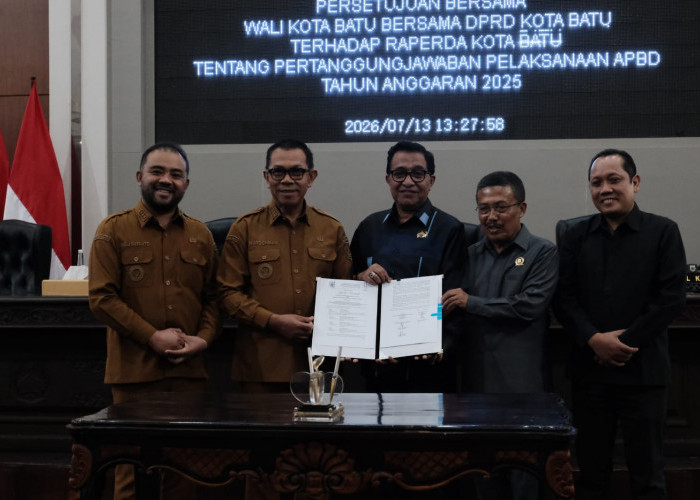Wali Kota Batu Sebut Kritik DPRD Jadi Bahan Evaluasi Penting APBD 2025