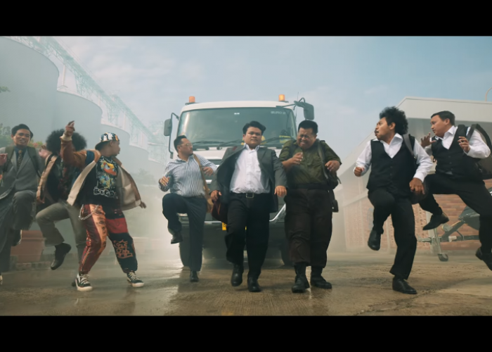 Tayang 24 Desember, Pemeran ‘Comic 8 Revolution: Santet K4bin3t' :  Dari Andre Taulany hingga Cak Lontong  