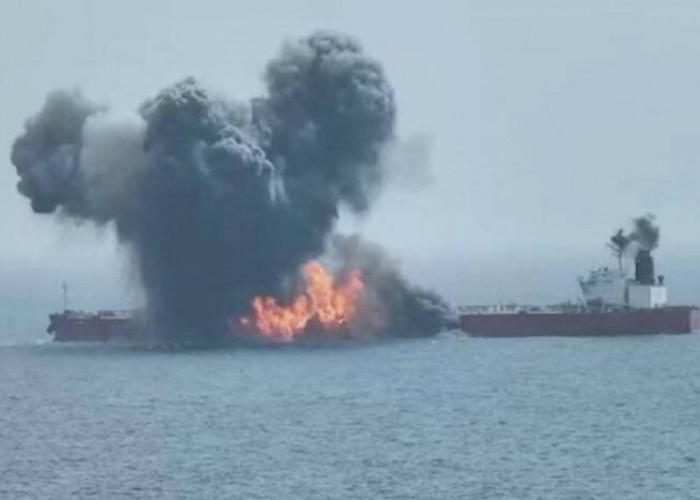 AS Klaim Blokade Selat Hormuz, Nyatanya IRGC Tembaki Kapal Tanker AS yang Melintas