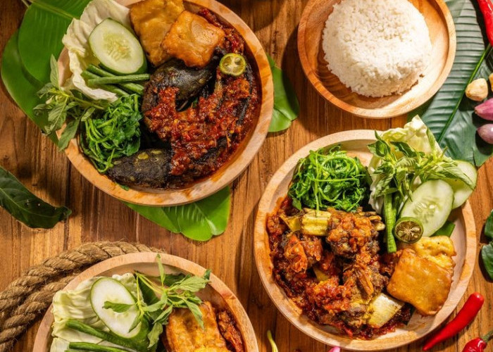 Sembilan Hidangan Kuliner Khas Natal di Indonesia