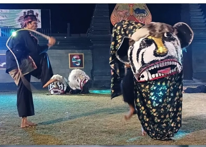 Kota Batu Tampilkan Gumbingan dan Bantengan di Karnaval Budaya APEKSi di Surabaya