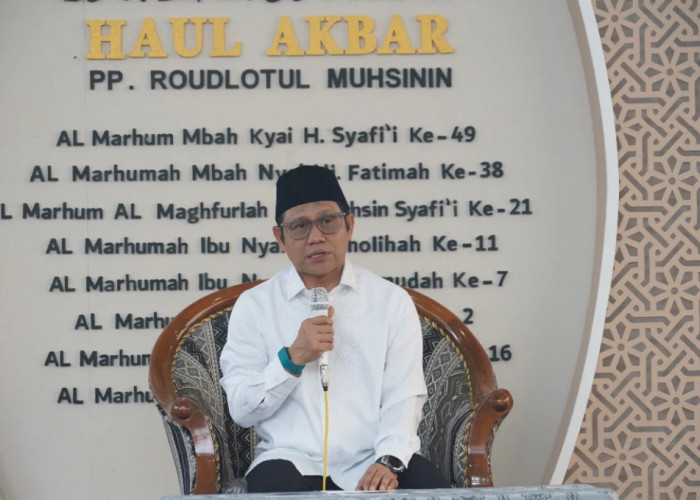 Menko PM Tegaskan Penguatan Peran Pesantren dalam Pemberdayaan Masyarakat di Haul KH Muhsin Syafi’i