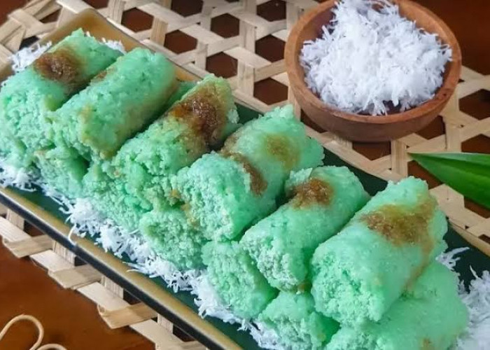 Kue Putu dan Dadar Gulung  Temani Rendang Masuk 10 Besar Makanan Berbasis Kelapa Terbaik se-Asia 