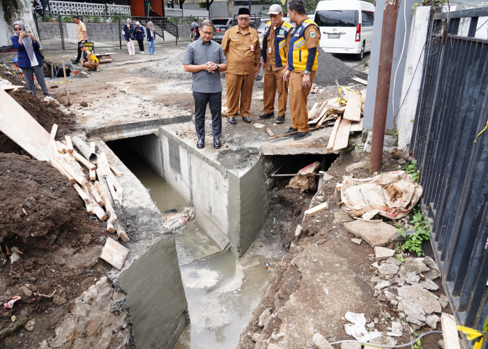 Ada Drainase Baru di Batu, Pj Tetap Ajak Warga Peduli Soal Sampah untuk Cegah Banjir