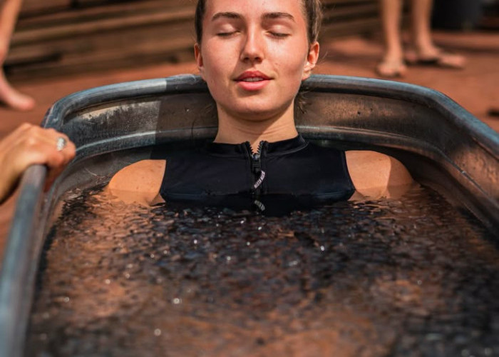 Long Weekend Ini Kegiatan Full Naik Gunung? Ini Cara Efektif Recovery Tubuh Untuk Siap Masuk Kerja!