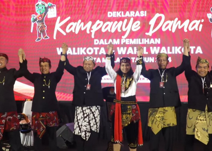 Deklarasi Kampanye Damai Pilwakot Malang, Semua Pakai Pakaian Adat, Ganis Mboys  Berpakaian Remo  