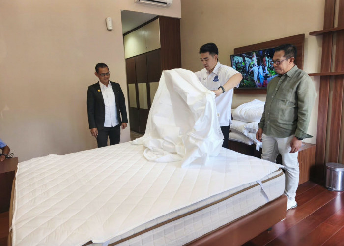 Cak Nur Ingatkan Lulusan SMK Pariwisata Batu Siap Hadapi Dunia Kerja Hotel