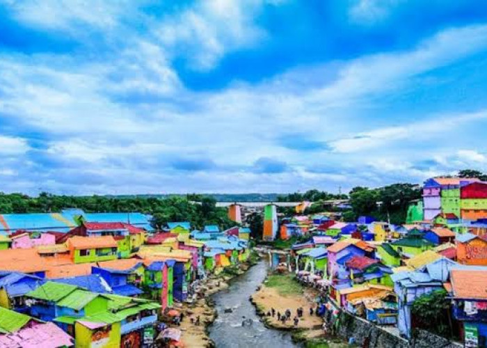Prakiraan CuacaMalang Raya Sabtu (18/7): Cerah Berawan Nyaris Sepanjang Hari, Mbediding Saat Malam