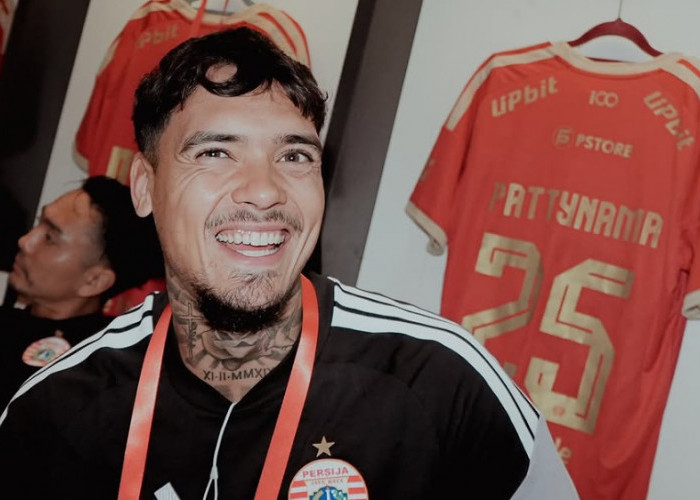 Jersey Persija Terbaru Tuai Sorotan, Desain Adidas Dinilai Netizen Terlalu Sederhana