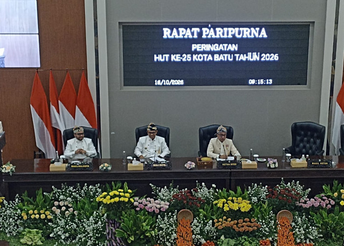 HUT ke-25 Kota Batu, Nurochman Ungkap Capaian Investasi Rp2,33 T dan Ajak Jaga Alam 