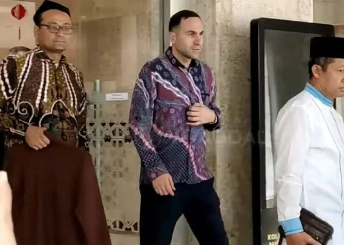 Tiba di Jakarta saat PSSI Cari Pelatih Skuad Garuda, Timur Kapaze: Saya Akan Pelajari Semua Tawaran