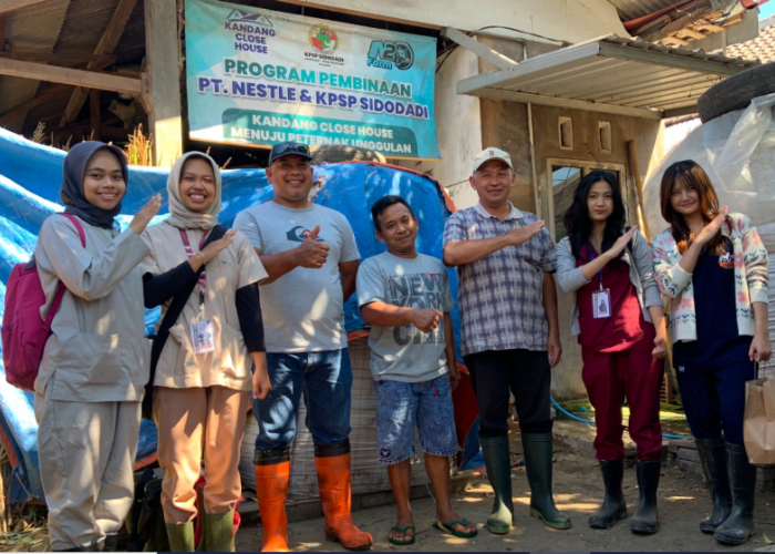 FKH UB Edukasi Peternak KPSP Sidodadi Terapkan Pengendalian Cacing Berkelanjutan pada Sapi Perah