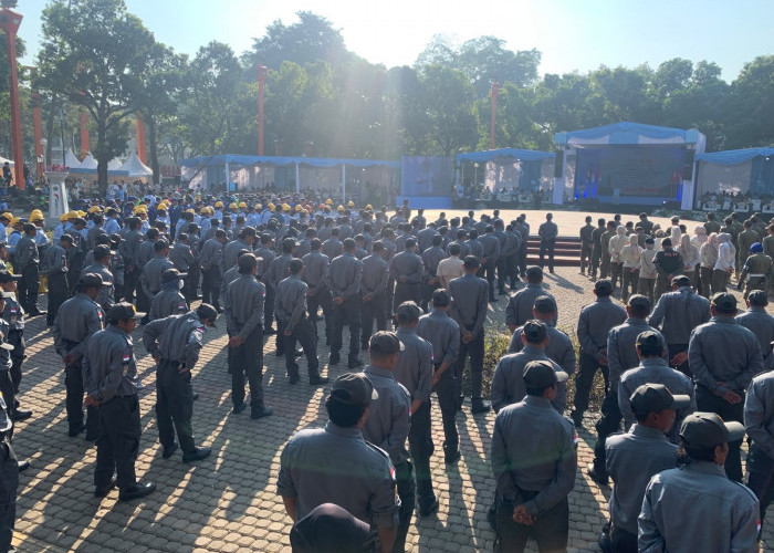 Wali Kota Malang Tegaskan Satpol PP dan Satlinmas Harus Jadi Pelopor Indonesia Asri, Penertiban Wajib Humanis