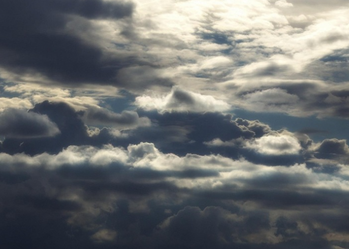 Cuaca di Malang Raya 2 Januari Ddominasi Hujan Ringan hingga Sedang