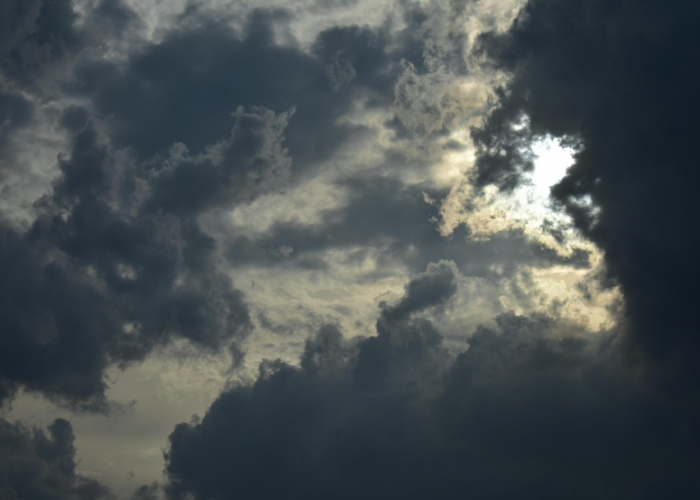 Prakiraan Cuaca 25 Desember: Hujan Siang-Sore Merata di Kota Malang dan Sebagian Kabupaten serta Kota Batu