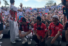 Jelang MotoGP Mandalika 2026, Veda Ega Pratama dan Mario Aji Disambut Meriah di Mataram