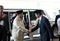 Diaspora Indonesia di FIlipina Sambut Bangga Prabowo, Surprise Naik Maung, Romo Agus: Presiden Kita Mendunia 