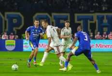 Sempat Unggul Lewat Kodai Tanaka, PSM Makassar Takluk 1-3 dari Persib Bandung