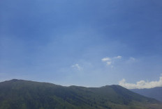 Hari Ini Bromo-Semeru 12-18 Derajat, Arjuno-Welirang Berkabut, Gelombang Malang Selatan 2,6 Meter