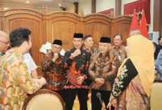 Bupati Malang Dukung Program Bongkar Ratoon Tebu dalam Rapat Bersama Gubernur Jatim