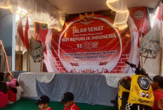 Jalan Sehat HUT RI RT 03 Pandanwangi Meriah, Warga Berebut Door Prize Sepeda Listrik