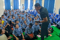 Siswa SMPN 30 Kenali Jejak Peradaban Malang dari Artefak Asli