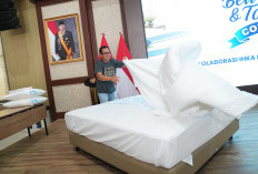 Pernah Jadi Hotelier, Wali Kota Batu Ikut Jajal Lomba Tata Kamar Bersama 80 Peserta