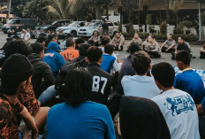 Aremania Siap Jaga Kondusivitas, tapi Laga Arema vs Persebaya Masih Tertahan