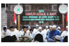 Maulid Nabi Menurut Gus Baha: Abu Lahab yang Kafir Saja Disebut Mendapat Berkah