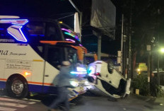 Microsleep Membawa Petaka: Bus Hantam Antrean Lampu Merah di Pesanggrahan, Berakhir Damai