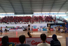 Hasil DBL Malang 15 Agustus: Smansa menang 36-25, Smasa Blitar 42-26, Al-Izzah Batu menang 18-7. Simak jadwal 