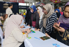Kendalikan Inflasi Jelang Ramadan, Pemkot Batu Gelar Pasar Murah Berbasis Voucher di Pasar Among Tani