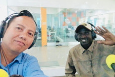 Siaran di RRI Malang, Mahasiswa Internasional Polinema Soroti Pentingnya Komunikasi Positif 