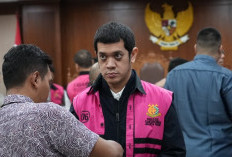 Anak Raja Minyak Riza Chalid Dituntut 18 Tahun Penjara dan Bayar Pengganti Rp13,4 T