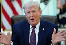 Trump Tetap 'Parkir' Kekuatan Militer di Timur Tengah sambil Negosiasi Gencatan Senjata dengan Iran