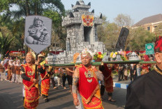 FIB UB Bawa Kerajaan Singhasari ke Parade HUT ke-81 RI, Ada Ken Arok hingga Mpu Gandring