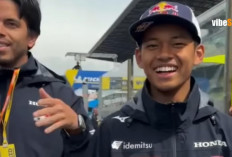 Veda Ega Pratama Bikin Haru di Grid Moto2, Aksi Sederhananya ke Mario Aji Jadi Sorotan