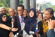Sidang Dokter Tifa soal Ijazah Jokowi Dihentikan, Hakim Nyatakan Dakwaan Batal Demi Hukum
