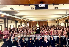 Mahasiswa S3 UM Turun ke Sekolah, Ajarkan Pengelolaan Sampah Berbasis Praktik di SMKN 3 Malang