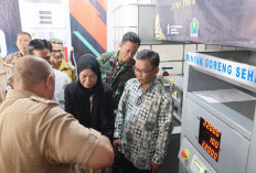 Minyak Goreng Kini Bisa Dibeli Rp2 Ribu di Malang, Depo Pomindo Resmi Dibuka