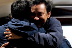 Desta Keluar Vindes Corp, Momen Berpamitan dengan Vincent Rompies Jadi Sorotan