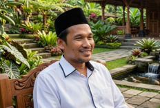 Gus Baha Ungkap Keistimewaan Luar Biasa Orang yang Rajin Ziarah ke Makam Orang Tua