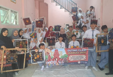 Siswa MANU Gondanglegi Belajar Ekonomi dan Budaya di Sentra Batik Sukun