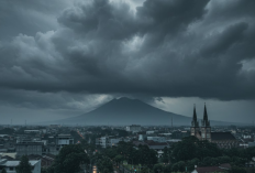 Prakiraan Cuaca Malang Raya 19 Januari 2026: Waspada Potensi Hujan Petir di Puncak Musim Hujan