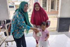 Susu Segar Fapet UB Perkuat Asupan Gizi Balita di Posyandu Sumberdadi