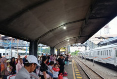 4.566 Penumpang Padati Stasiun Malang, Operasional KA Kembali Normal Jelang Long Weekend May Day