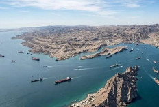 Iran Bantah Klaim Dua Kapal Perang AS Berhasil Terobos Selat Hormuz